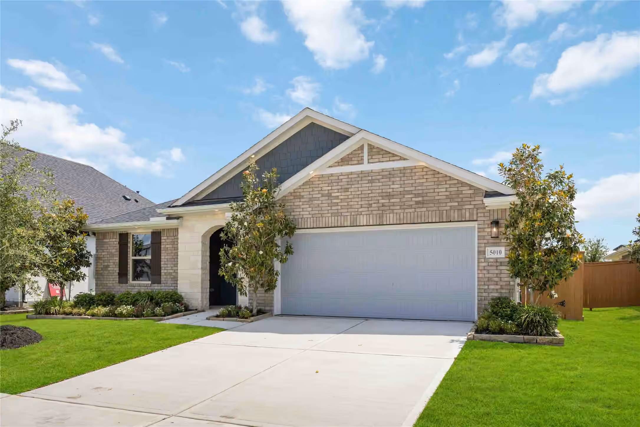 Photo 2 of 5010 Mesa Cove Drive, Katy, TX