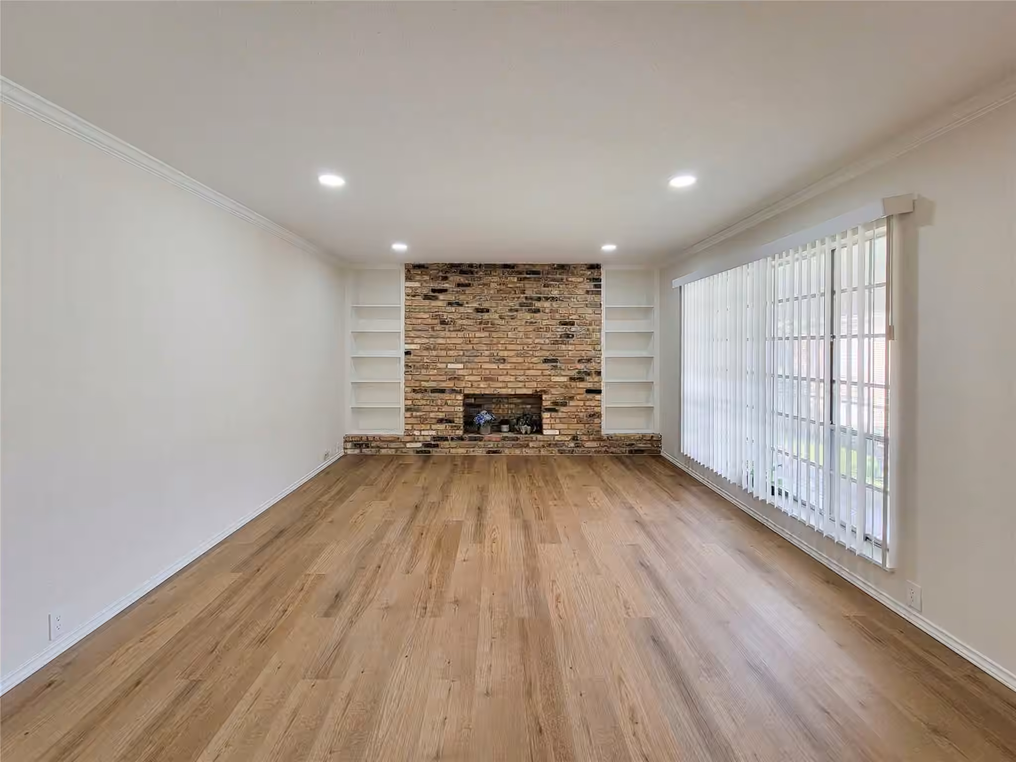 Photo 2 of 2101 Fountain View Drive 24C, Houston, TX