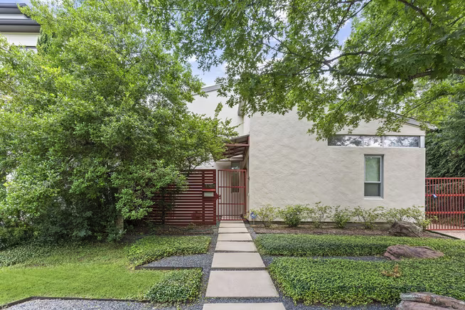 Photo 2 of 1634 Marshall Street, Houston, TX