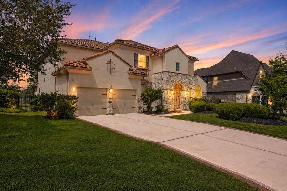Photo 2 of 19 Brittany Rose Place, The Woodlands, TX