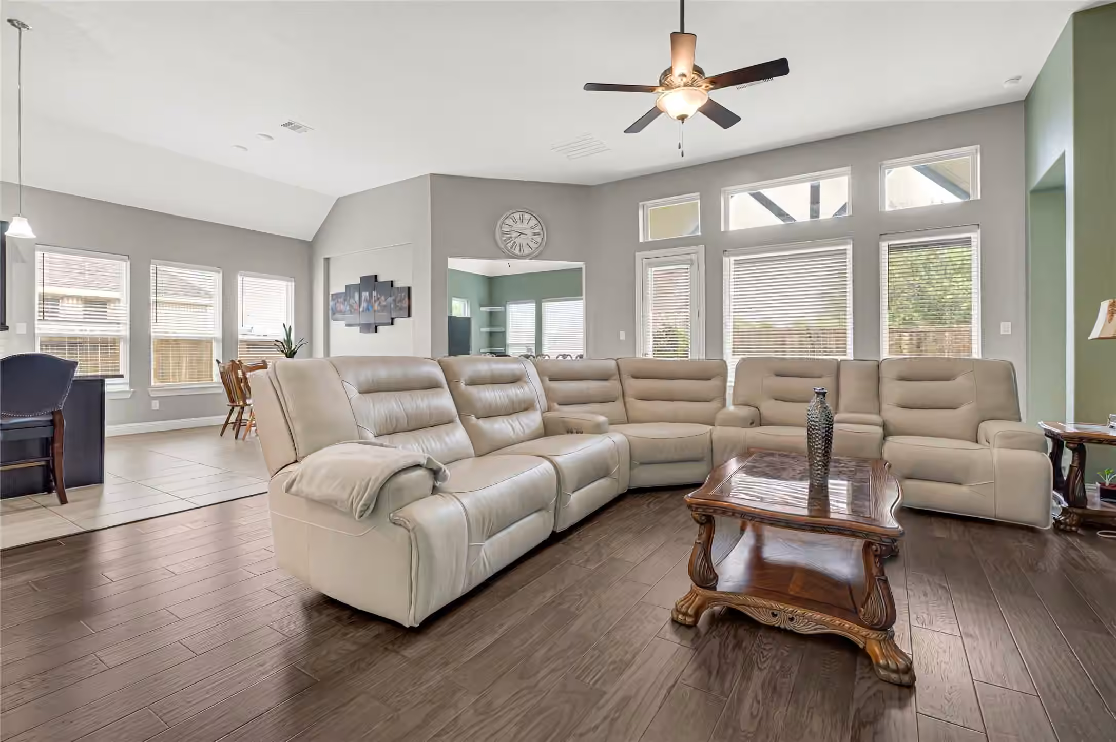 Photo 6 of 4612 Fisher Drive, Pearland, TX