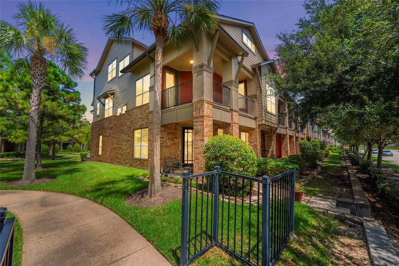 Photo of 403 Marina View Drive, Webster, TX