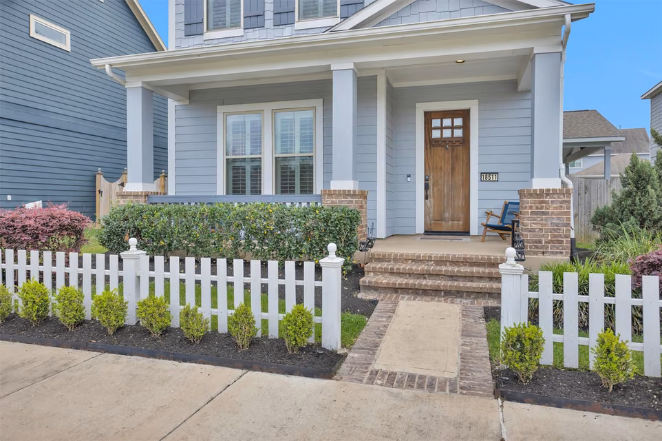 Photo 5 of 18511 Prominent Park Lane, Cypress, TX
