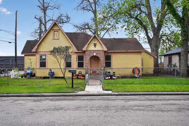 Photo of 2621 Eastman Street, Houston, TX