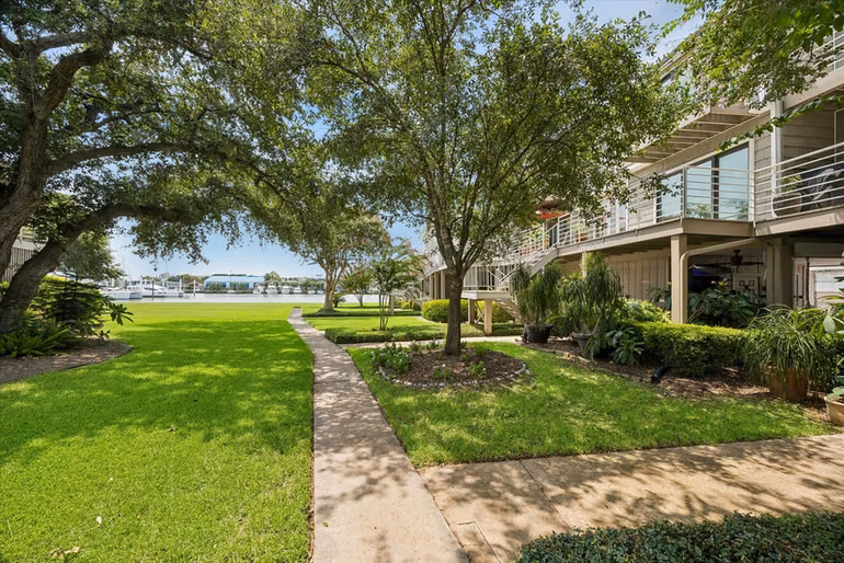 Photo of 25 Lakewood Lane 25, Seabrook, TX 77586