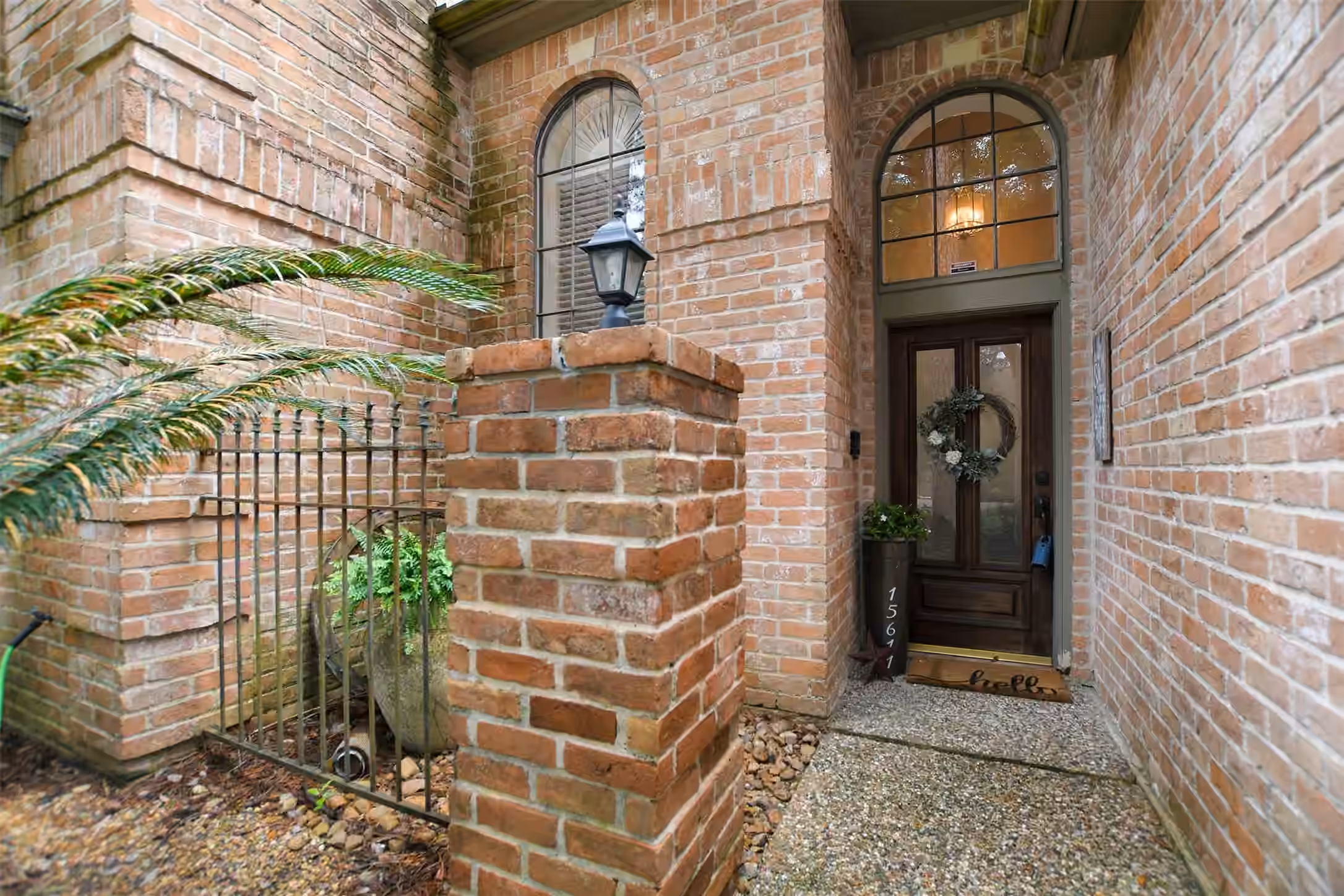 Photo 4 of 15611 Birchview Drive, Tomball, TX