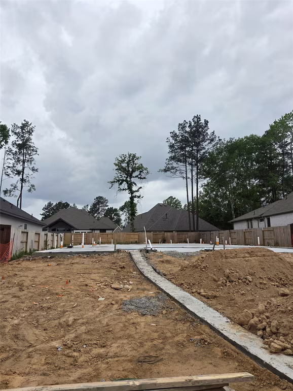 Photo 6 of 12839 Forest Garden Court, Conroe, TX