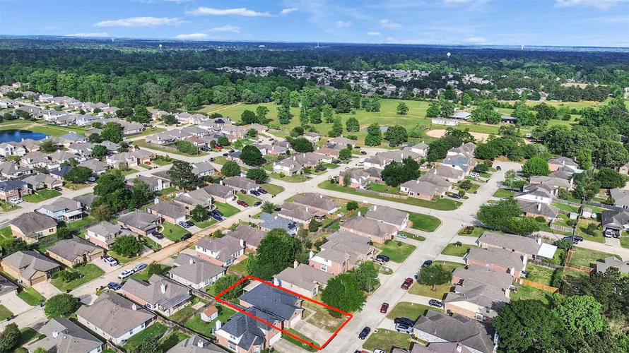 Photo 6 of 2310 Highland Crossing Drive, Conroe, TX