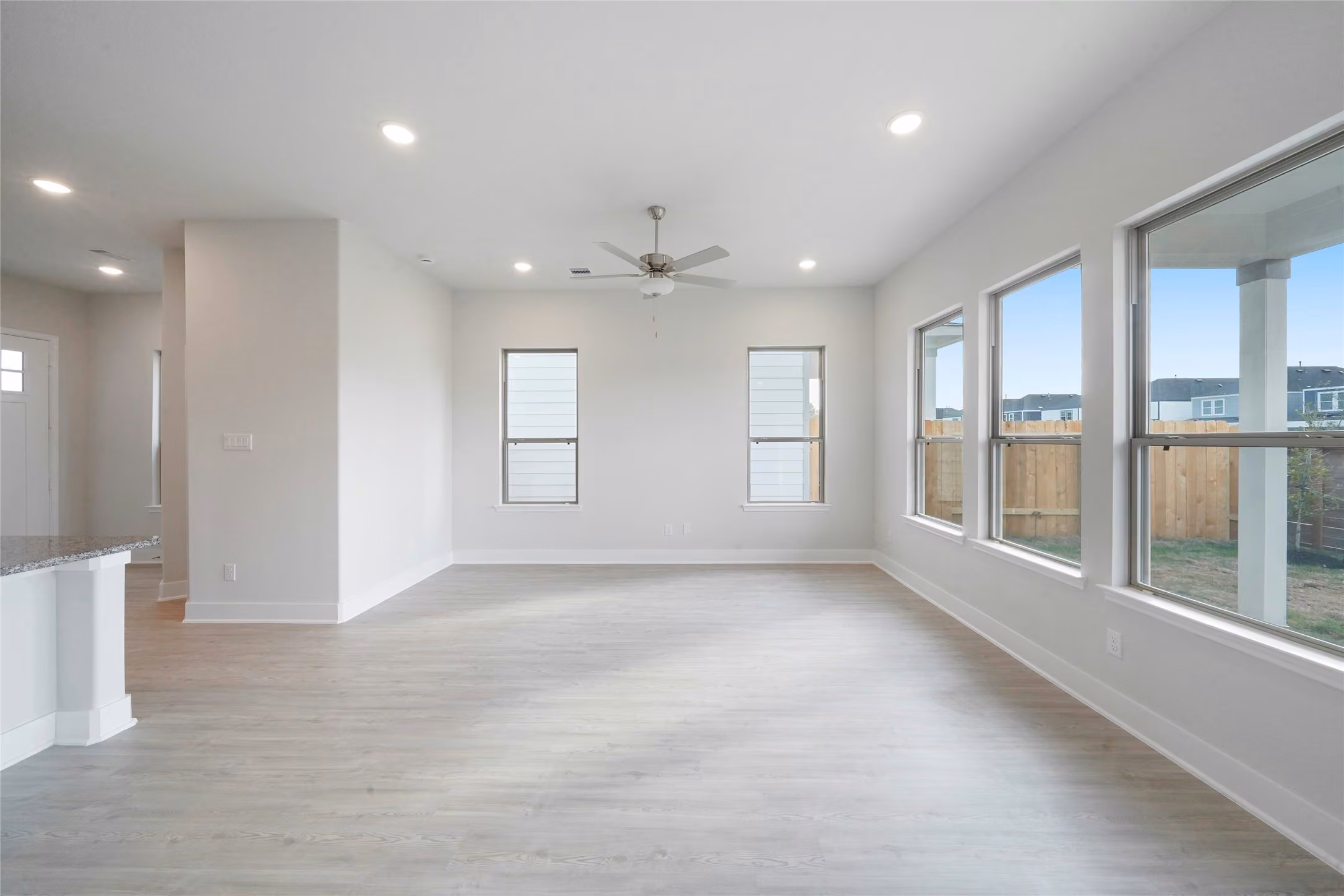 Photo 3 of 13405 Sun Cay Drive, Houston, TX
