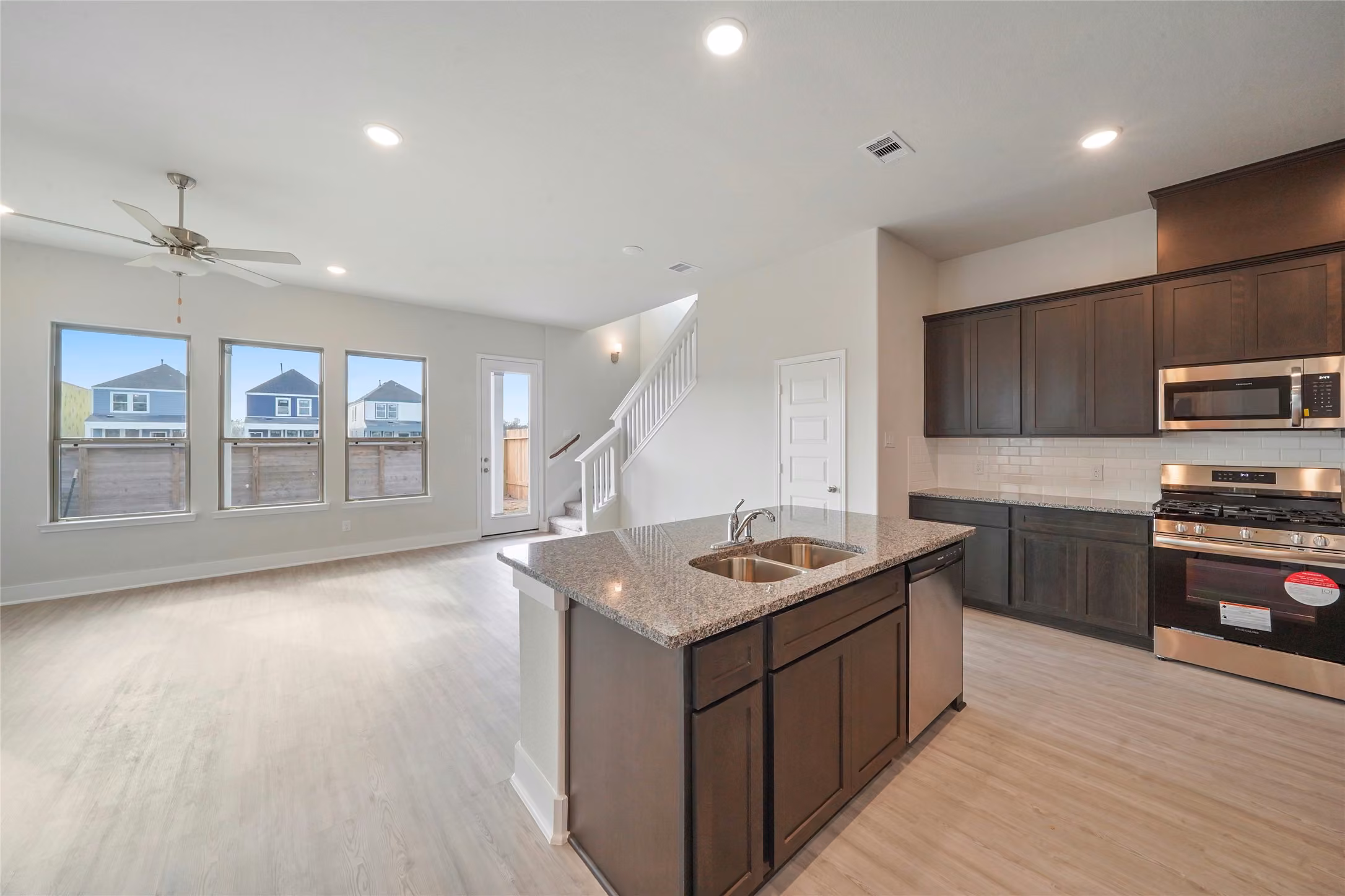 Photo 7 of 13405 Sun Cay Drive, Houston, TX