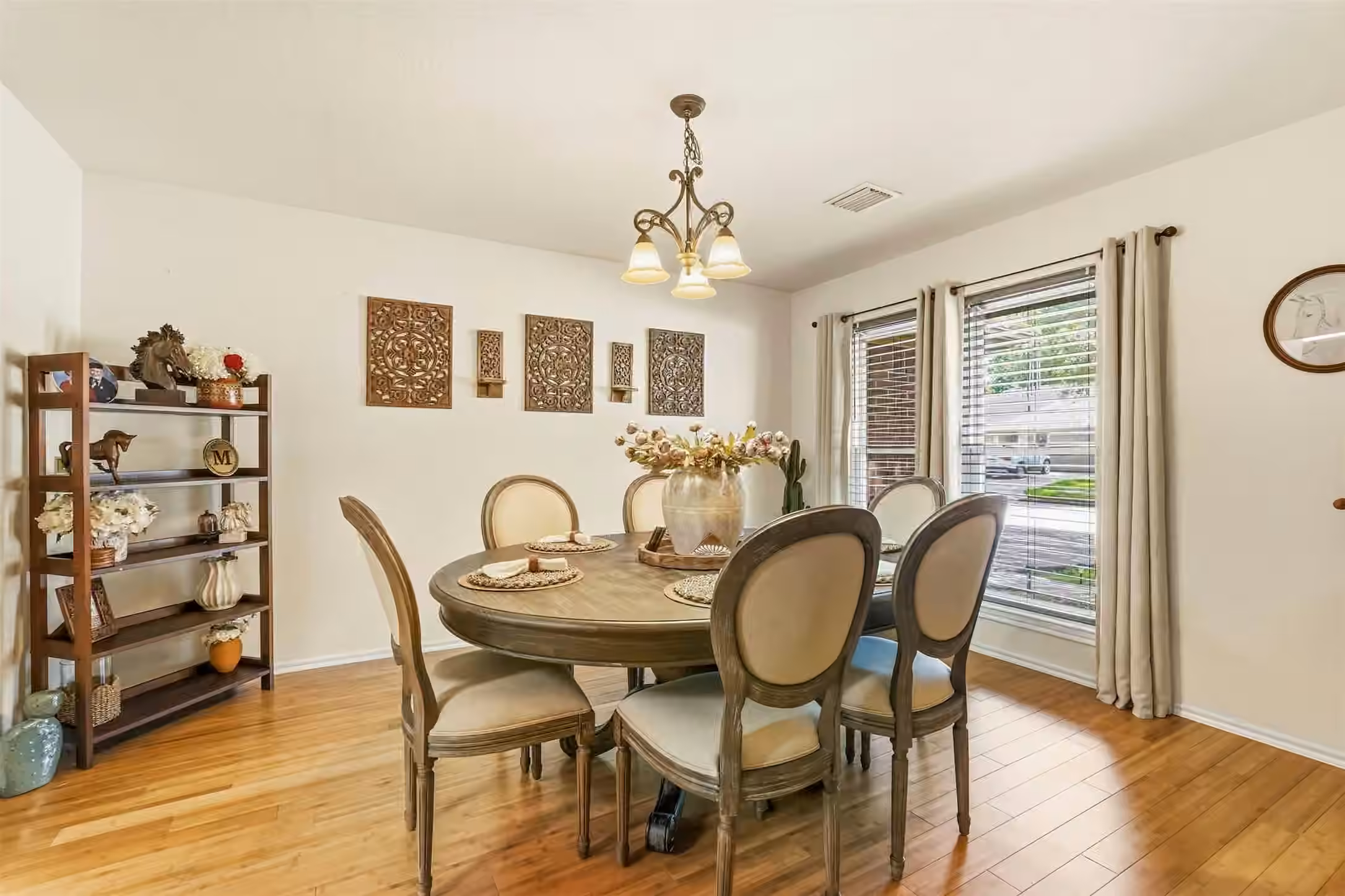 Photo 6 of 5034 Glenview Drive, La Porte, TX