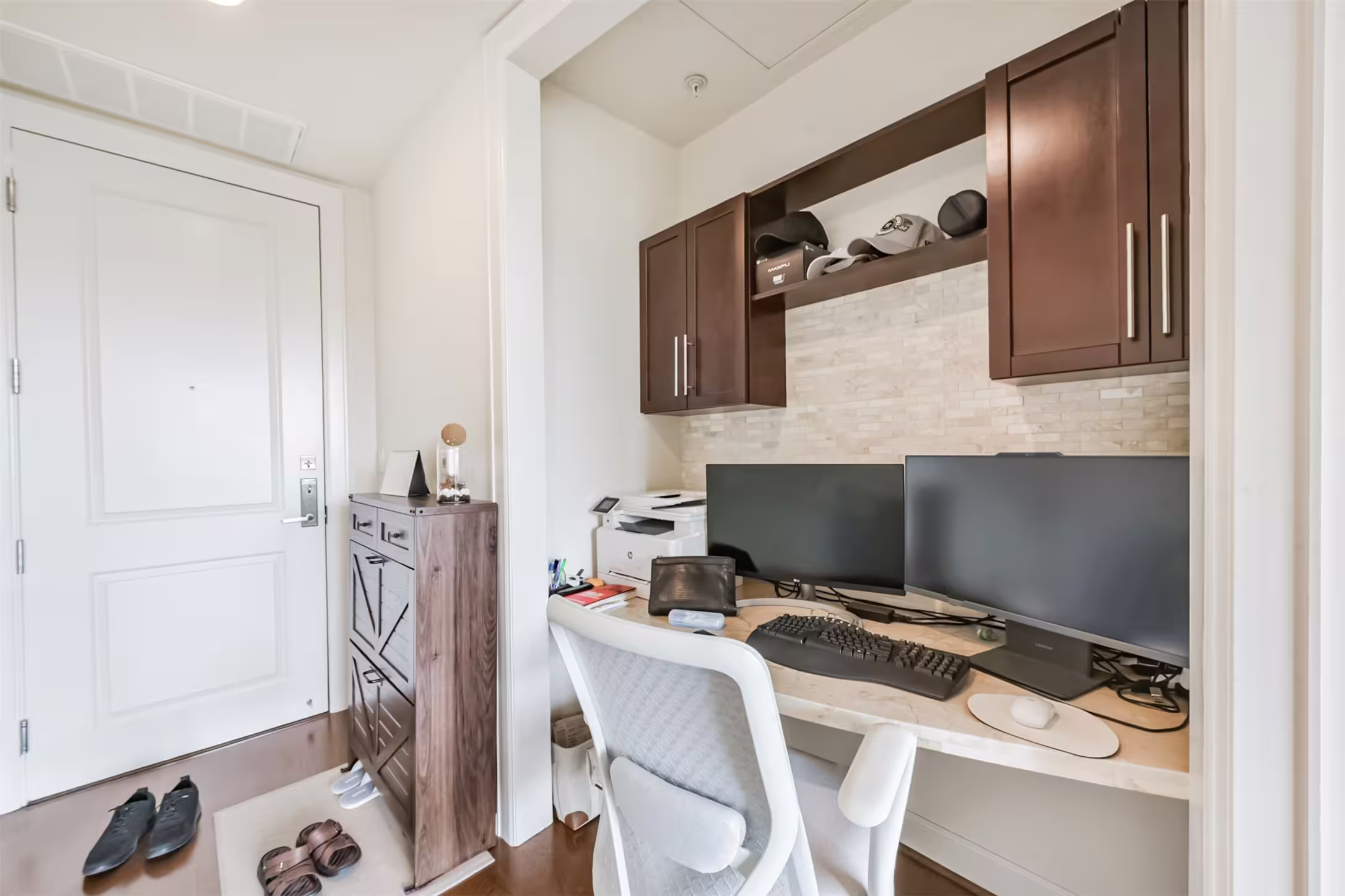 Photo 4 of 2207 Bancroft Street 706, Houston, TX