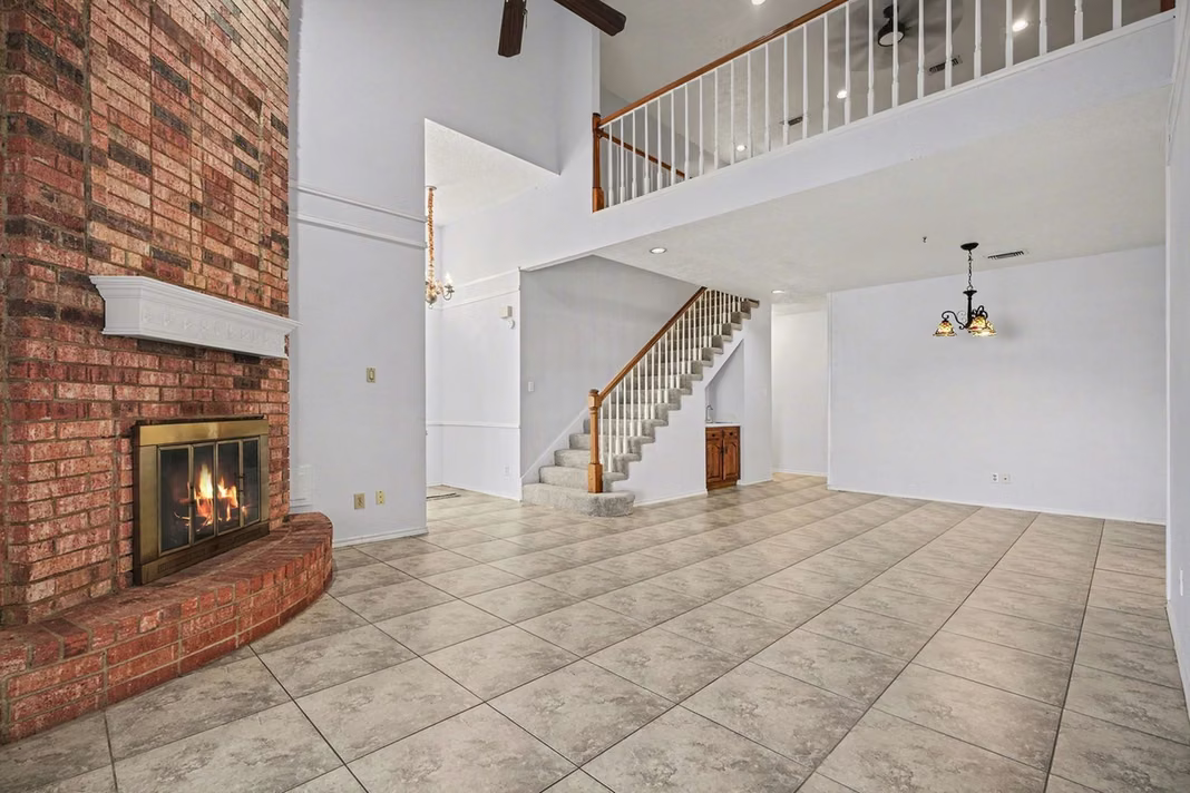 Photo 6 of 1321 Garden Court, Deer Park, TX