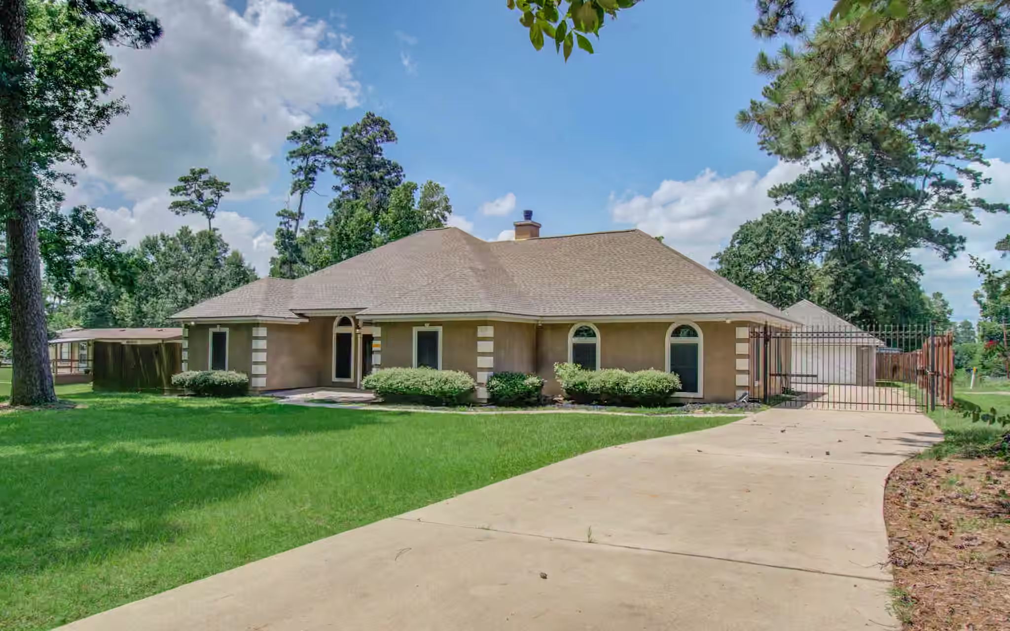 Photo of 14902 Cactus Wren Drive, Tomball, TX 77377