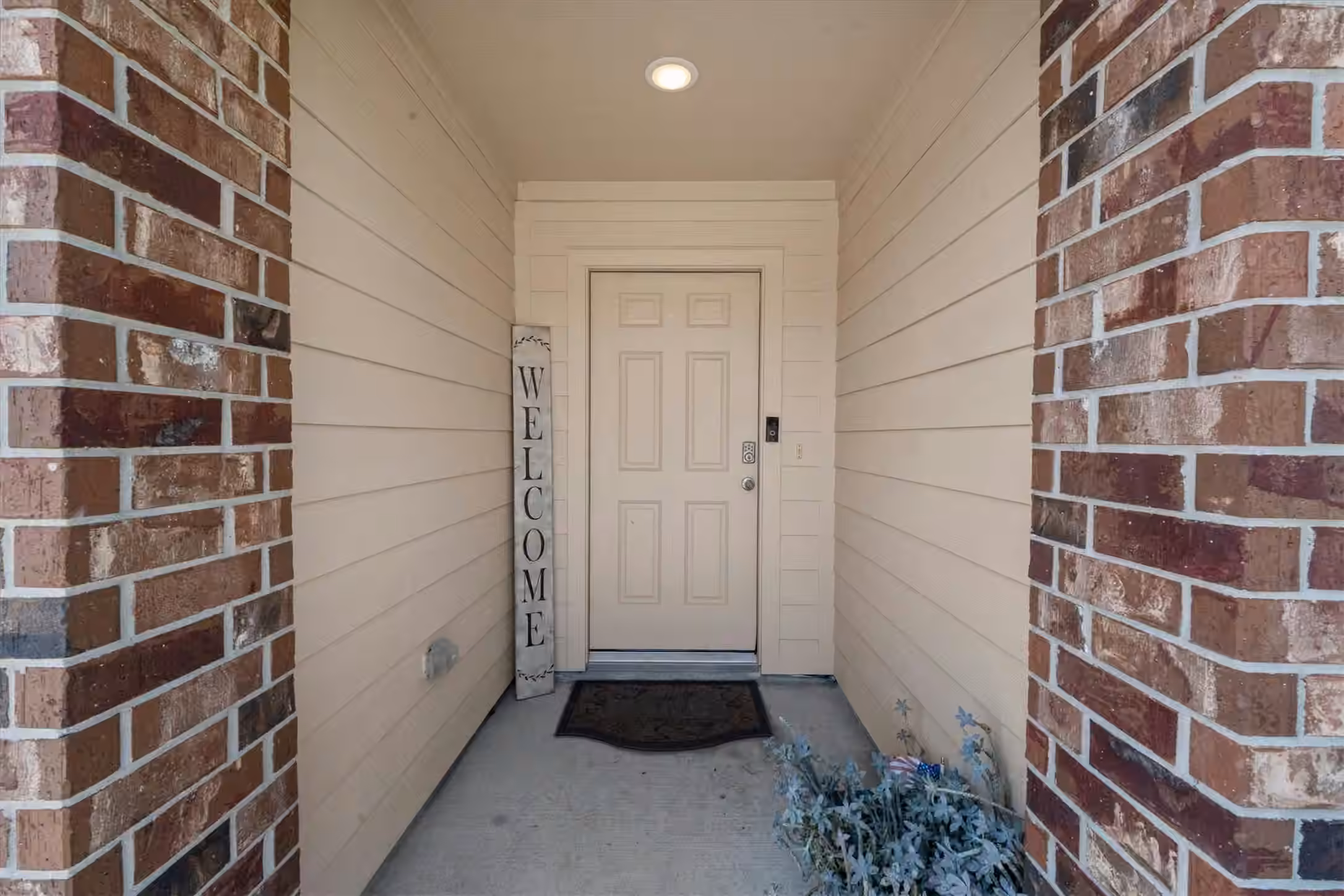 Photo 5 of 2129 Cedar Way Drive, Conroe, TX