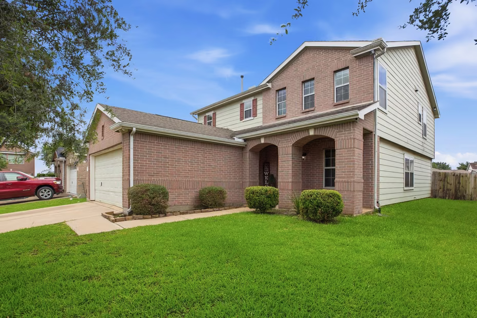 Photo of 20507 Pinos Verde Drive, Cypress, TX