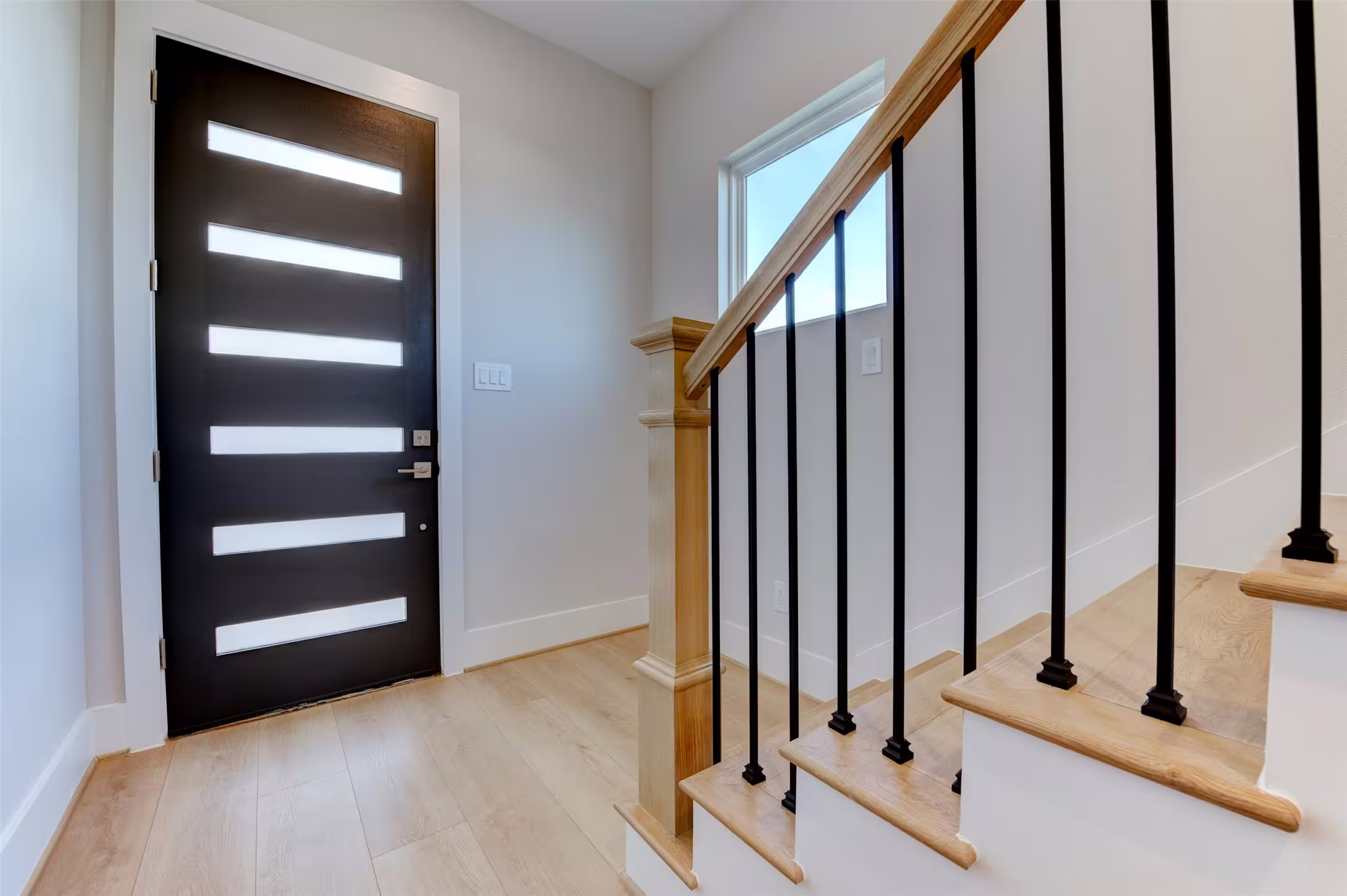 Photo 2 of 5128 Rosslyn Road, Houston, TX