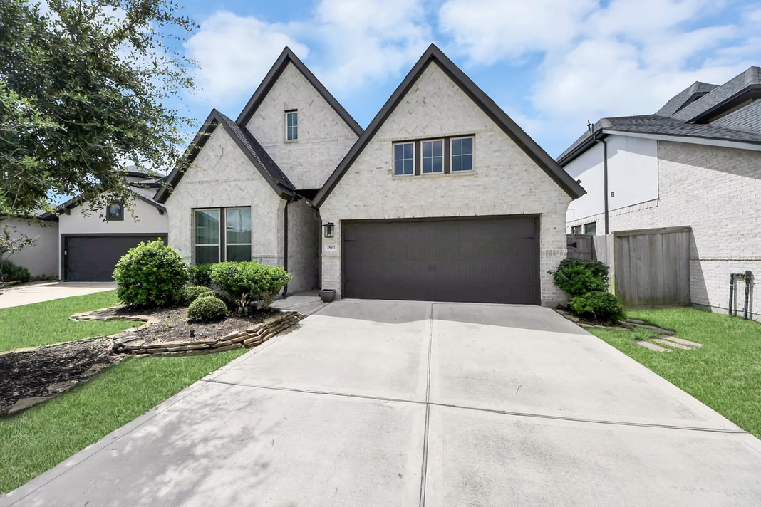 Photo 3 of 28911 Laurel Grove Lane, Fulshear, TX