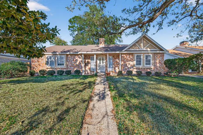 Photo of 6038 Greenmont Drive, Houston, TX