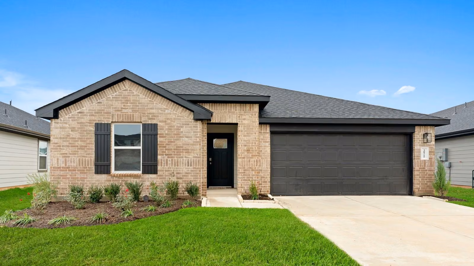 Photo of 710 Blue Stone Drive, Beasley, TX