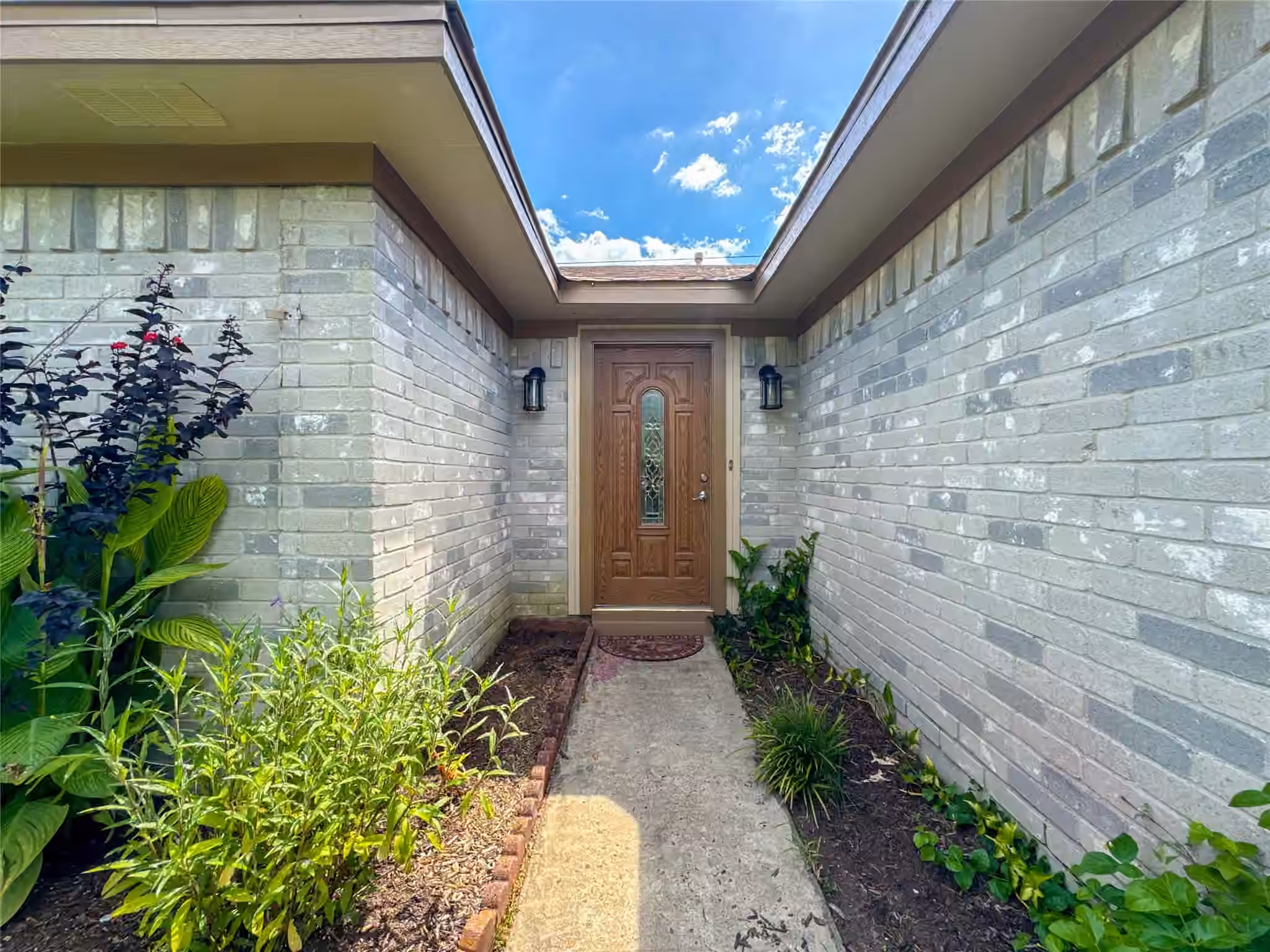 Photo 4 of 39 Oak Harbor Drive, Houston, TX
