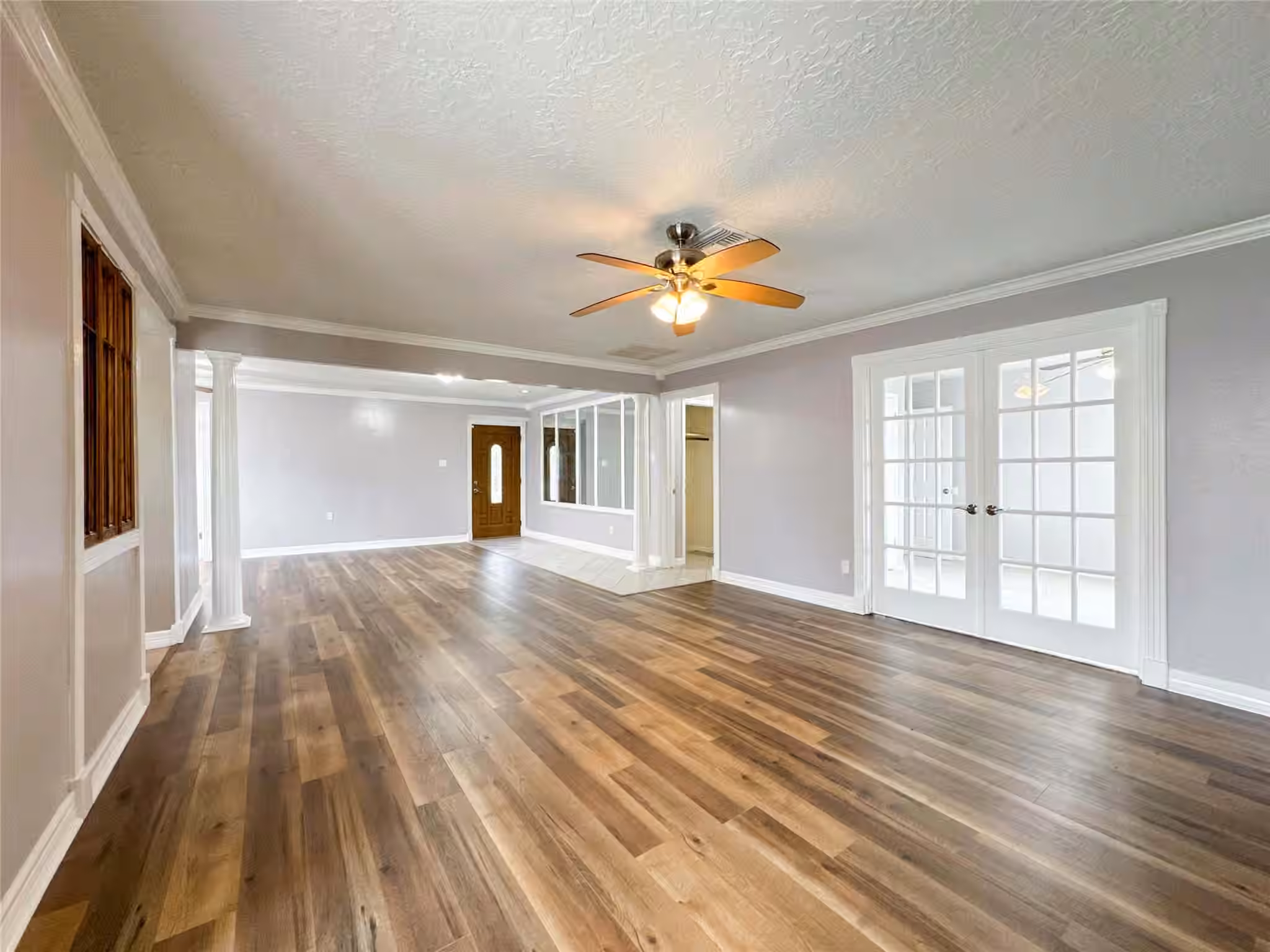 Photo 6 of 39 Oak Harbor Drive, Houston, TX