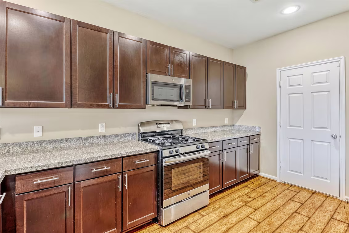 Photo 7 of 17035 Wilthorne Gardens Court, Houston, TX