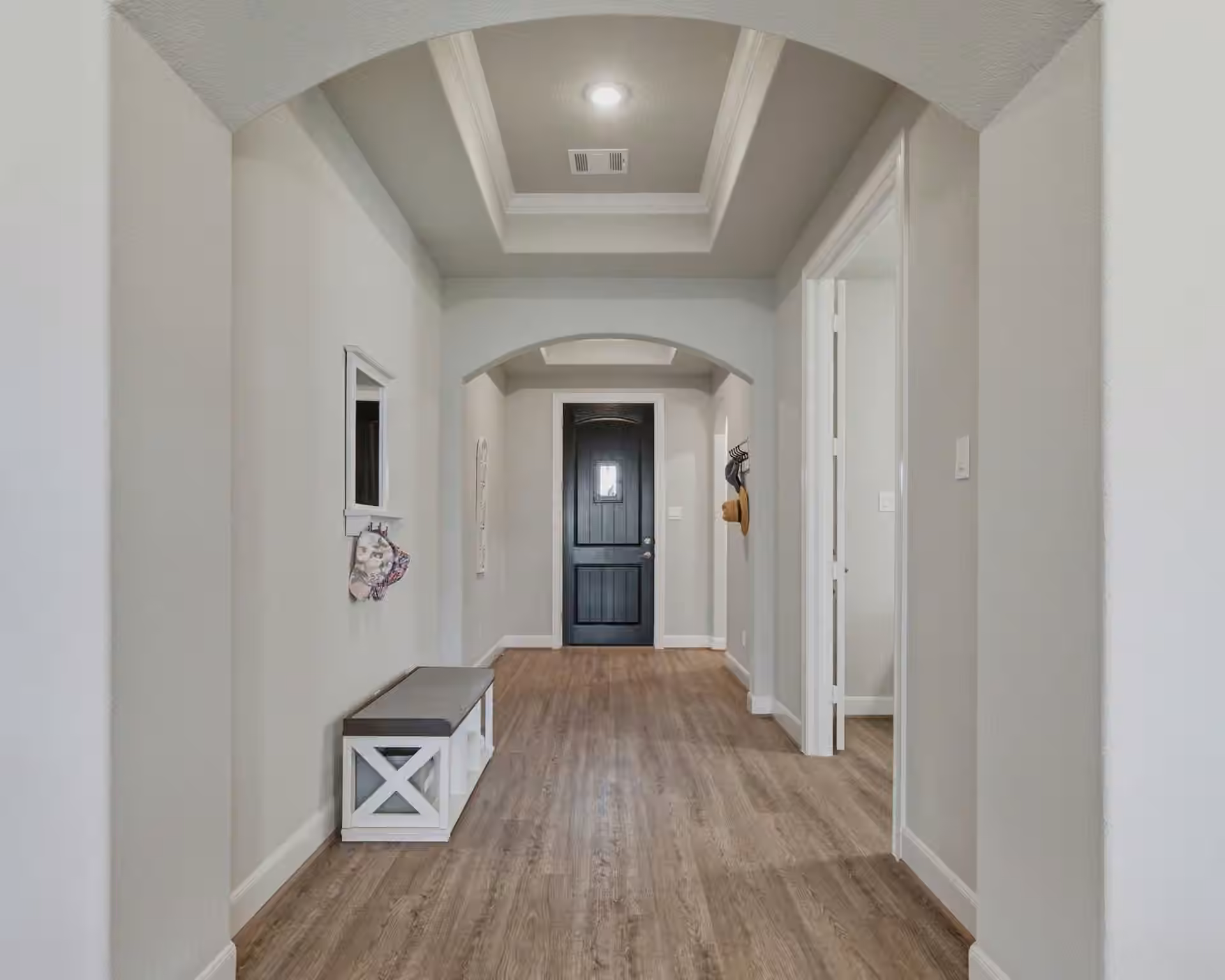 Photo 4 of 5758 Lakeside Villas Court, Conroe, TX