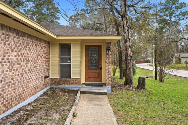 Photo 5 of 20 Moon Valley Court, Conroe, TX