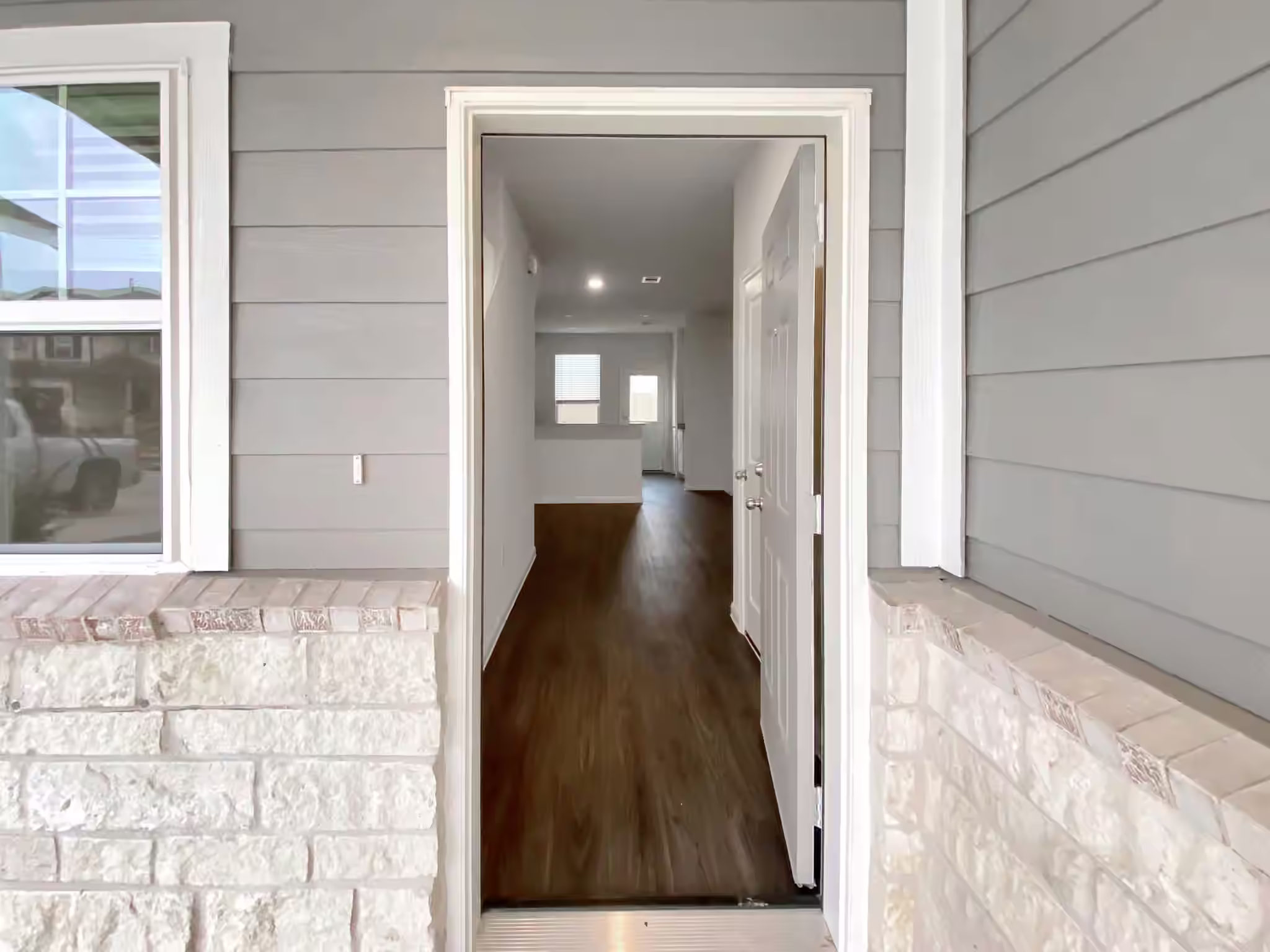 Photo 5 of 11718 Glen Mountain Drive, Tomball, TX