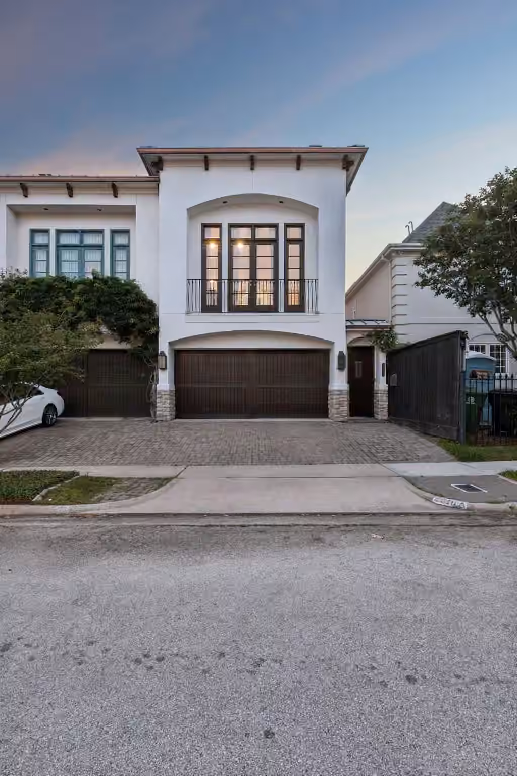 Photo of 2518 Westgate Drive A, Houston, TX 77019