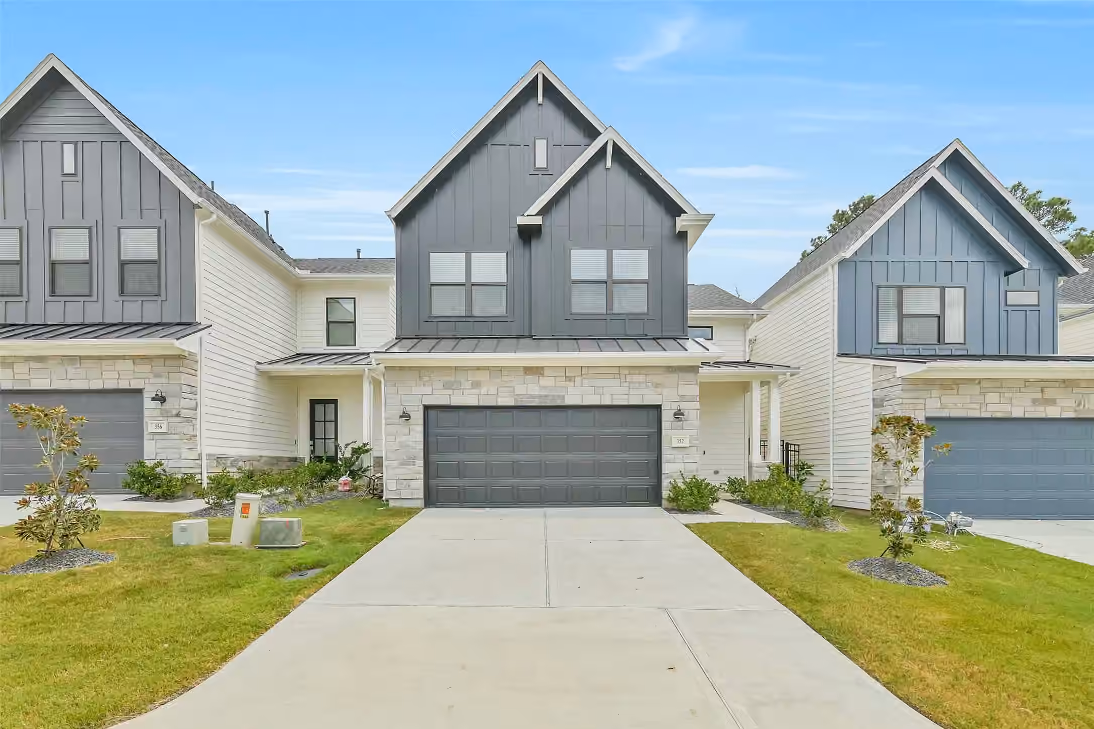 Photo of 352 Summer Place Drive, Montgomery, TX