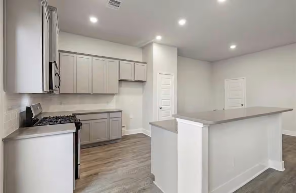 Photo 6 of 4429 ibiza atreet, Houston, TX
