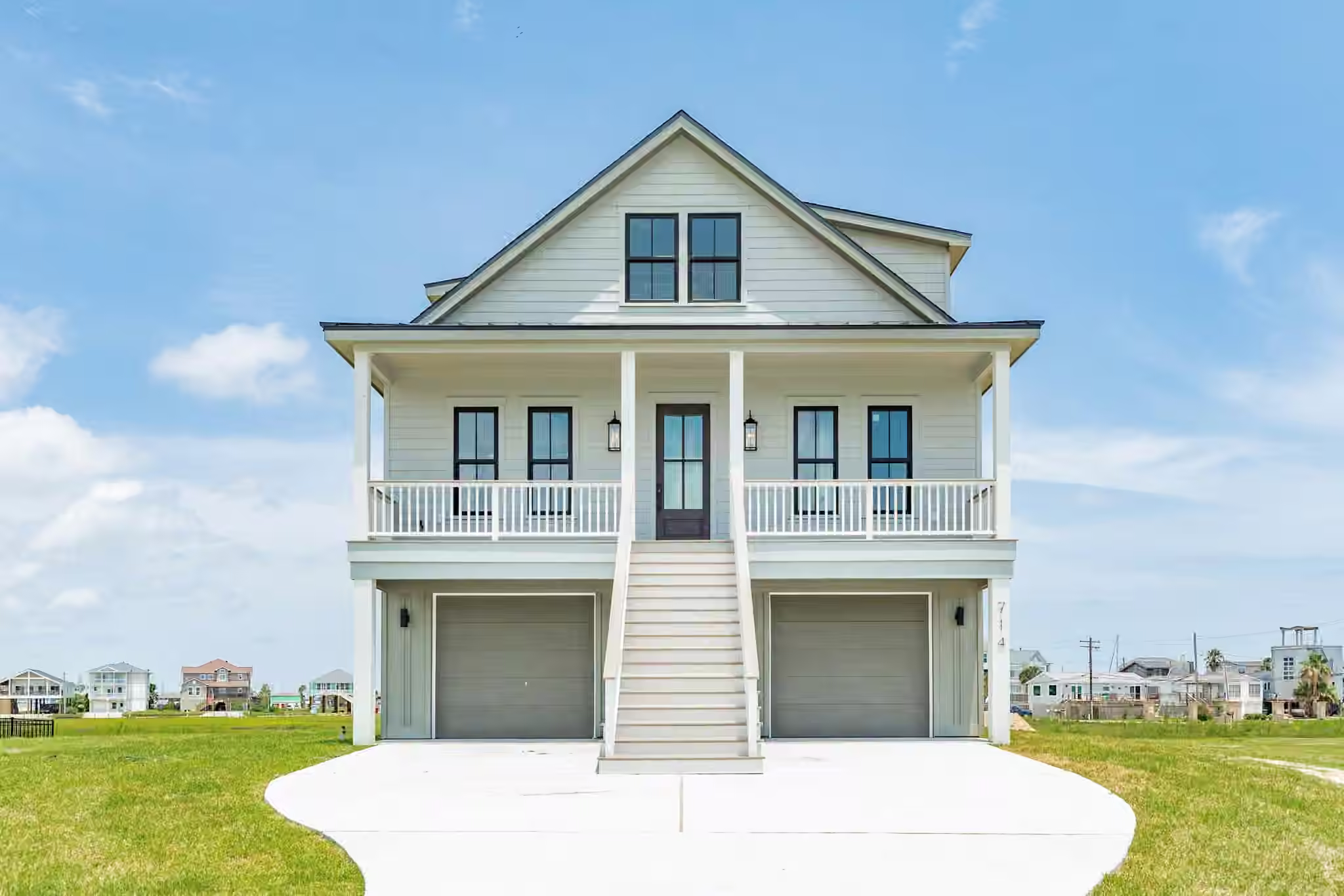 Photo of 714 Vista Bella, Galveston, TX 77554