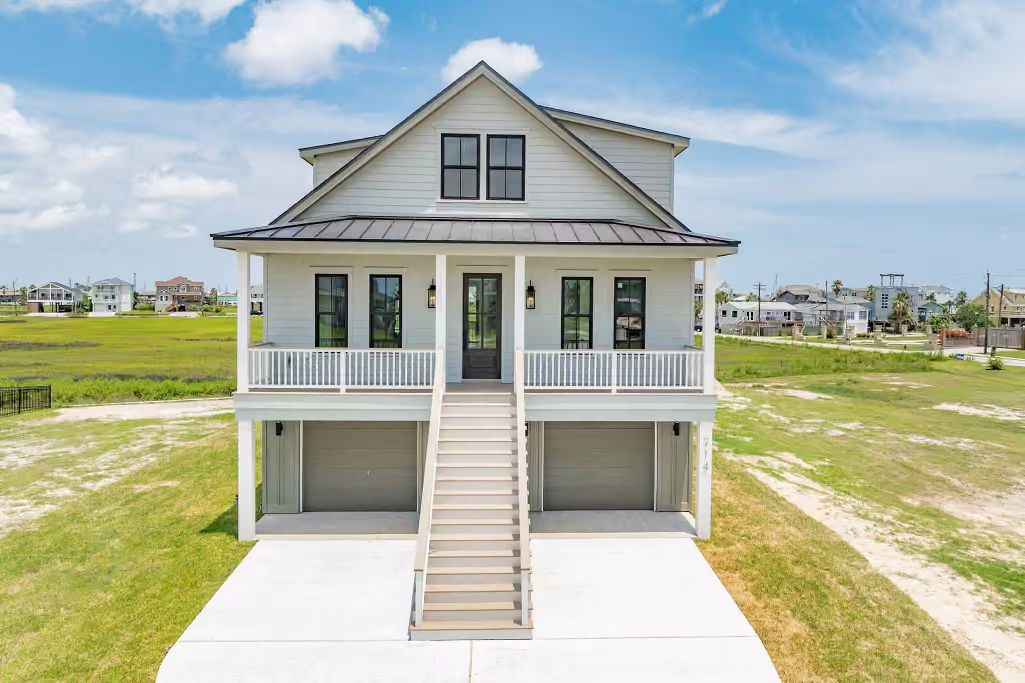 Photo 4 of 714 Vista Bella, Galveston, TX