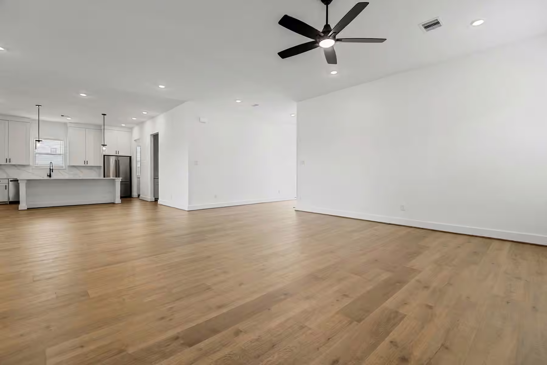 Photo 5 of 1816 Drover Lane, Rosenberg, TX