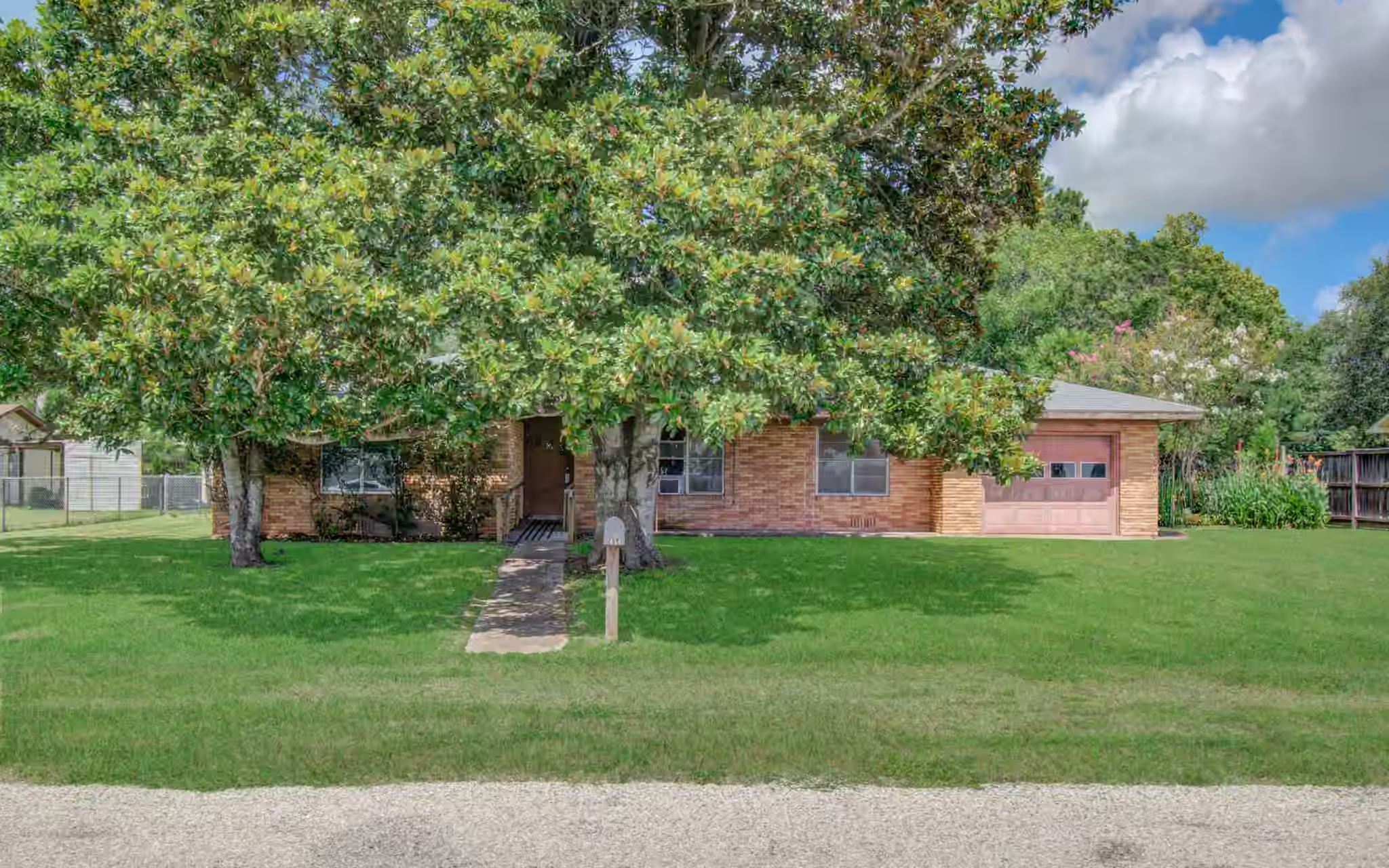 Photo of 414 Forest Street, Columbus, TX