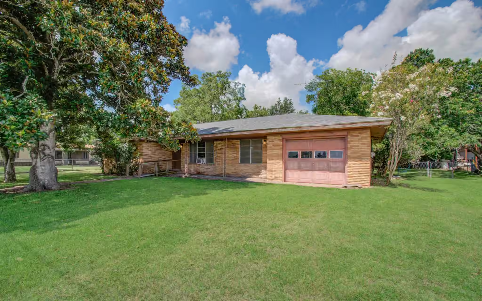 Photo 5 of 414 Forest Street, Columbus, TX