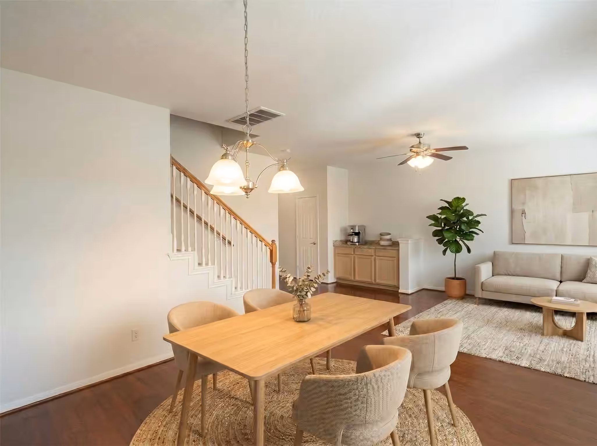 Photo 3 of 1424 W 24th Street, Houston, TX