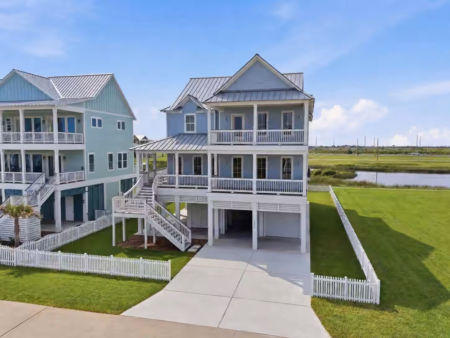 Photo 3 of 11350 Beachside Drive, Galveston, TX