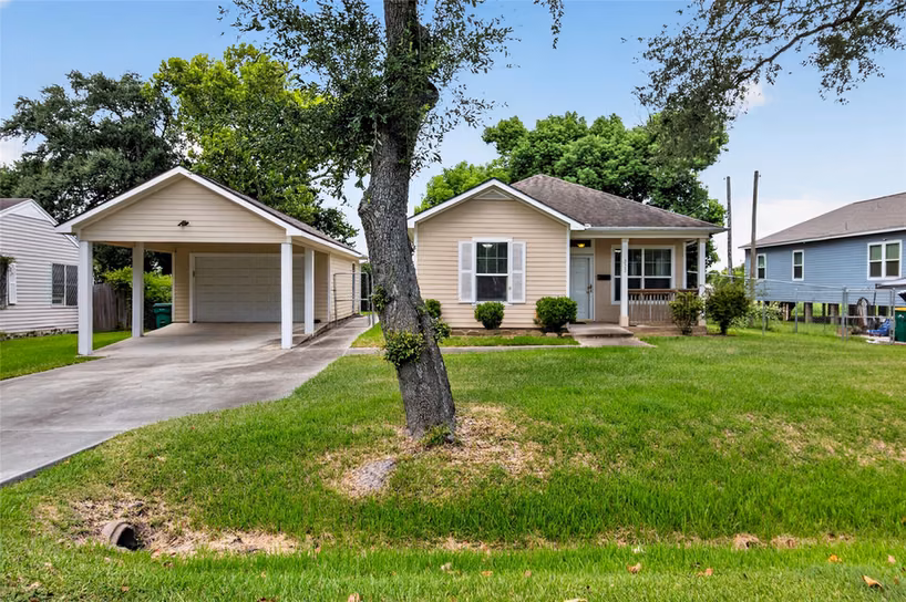 Photo of 233 Beatrice Street, La Marque, TX 77568