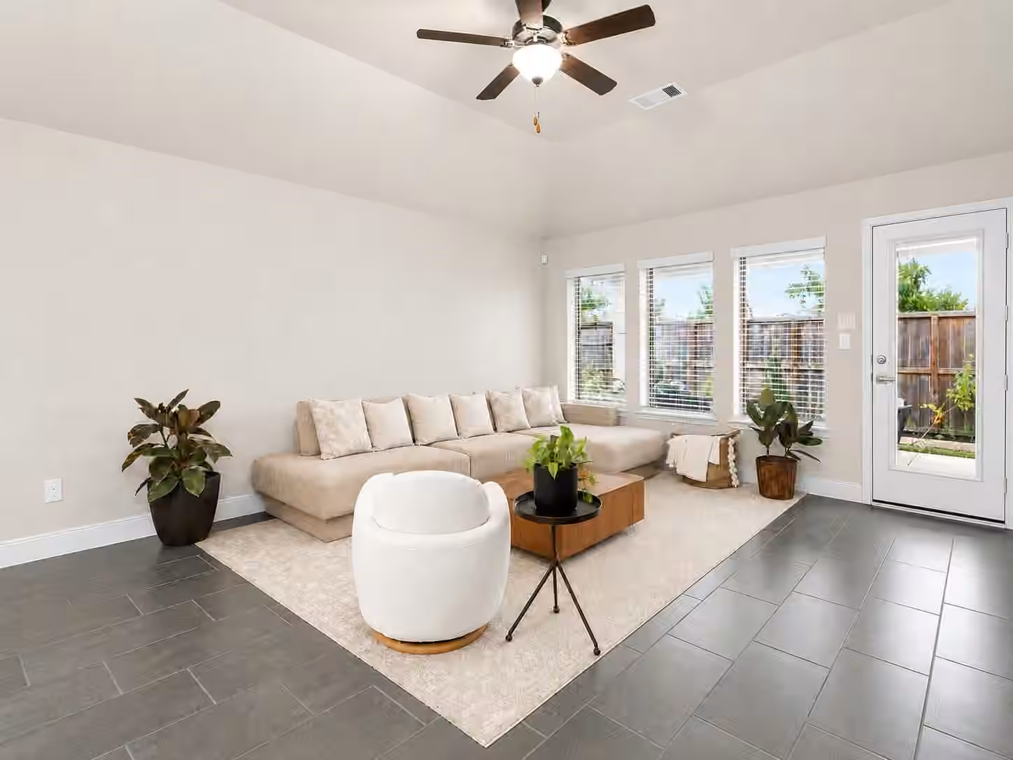 Photo 4 of 854 Sendero Trail, Conroe, TX