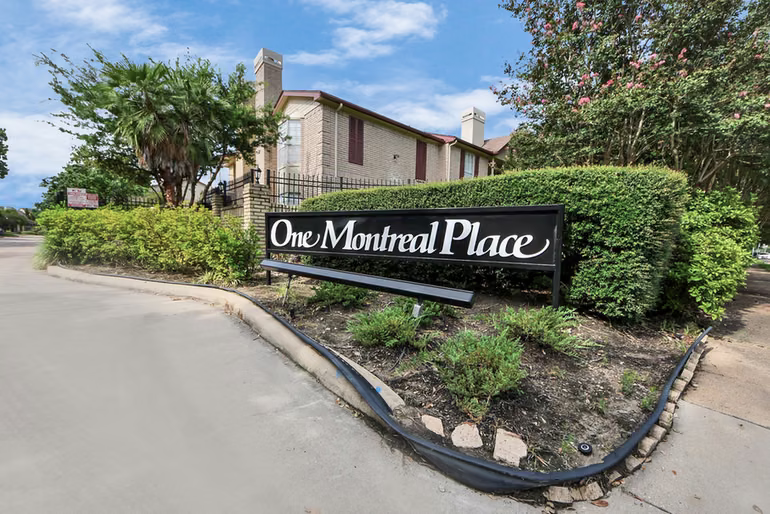 Photo of 2120 El Paseo Street 405, Houston, TX 77054