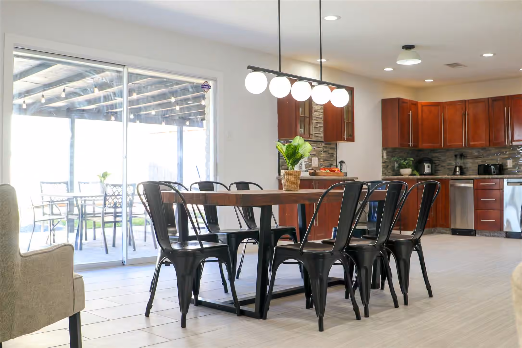 Photo 6 of 3007 Larknolls Ln, Houston, TX