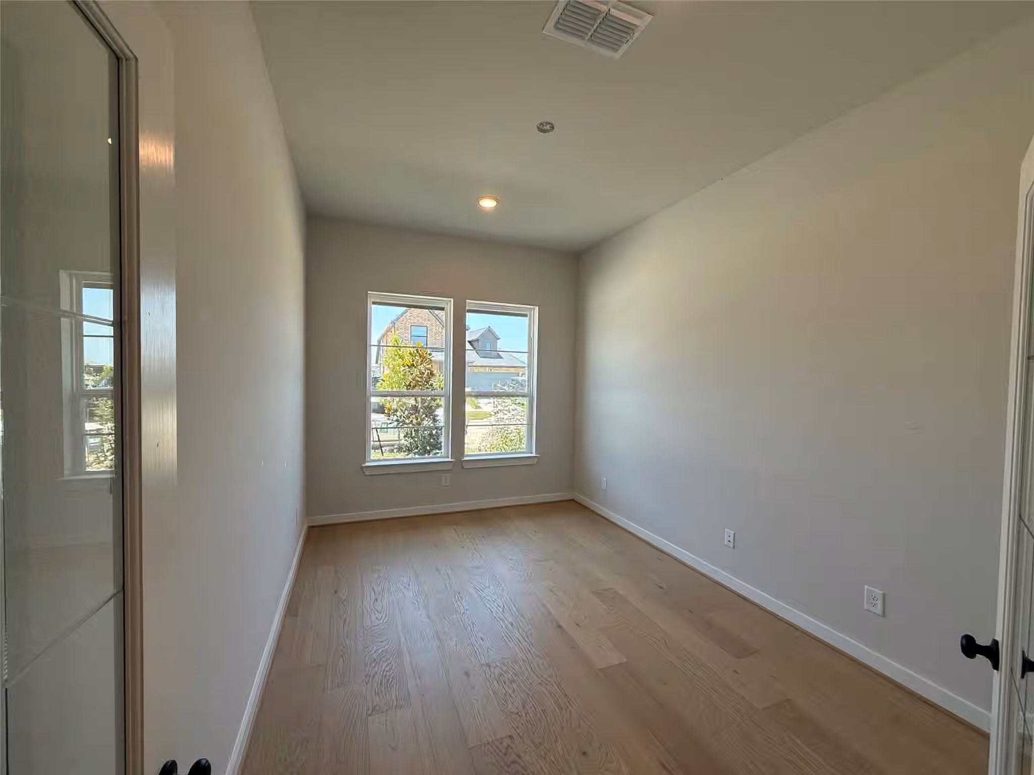 Photo 3 of 10927 Endeavor Drive, Richmond, TX