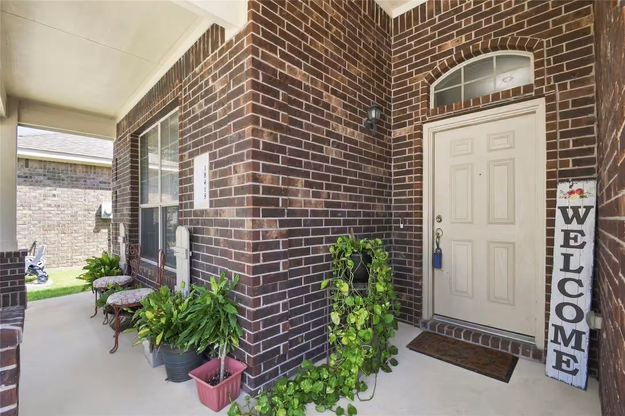 Photo 4 of 18418 Tristandale Lane, Spring, TX