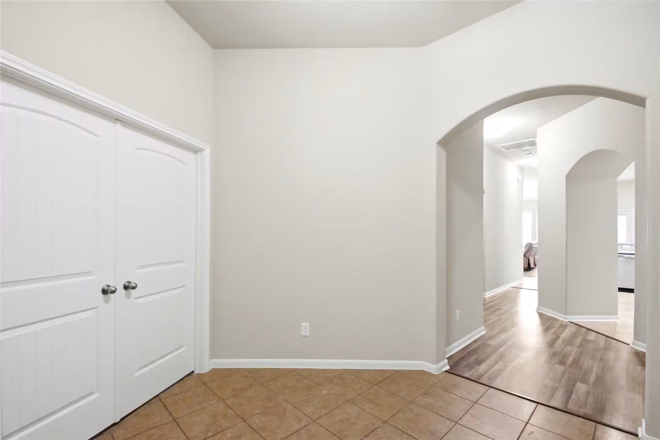 Photo 7 of 18418 Tristandale Lane, Spring, TX