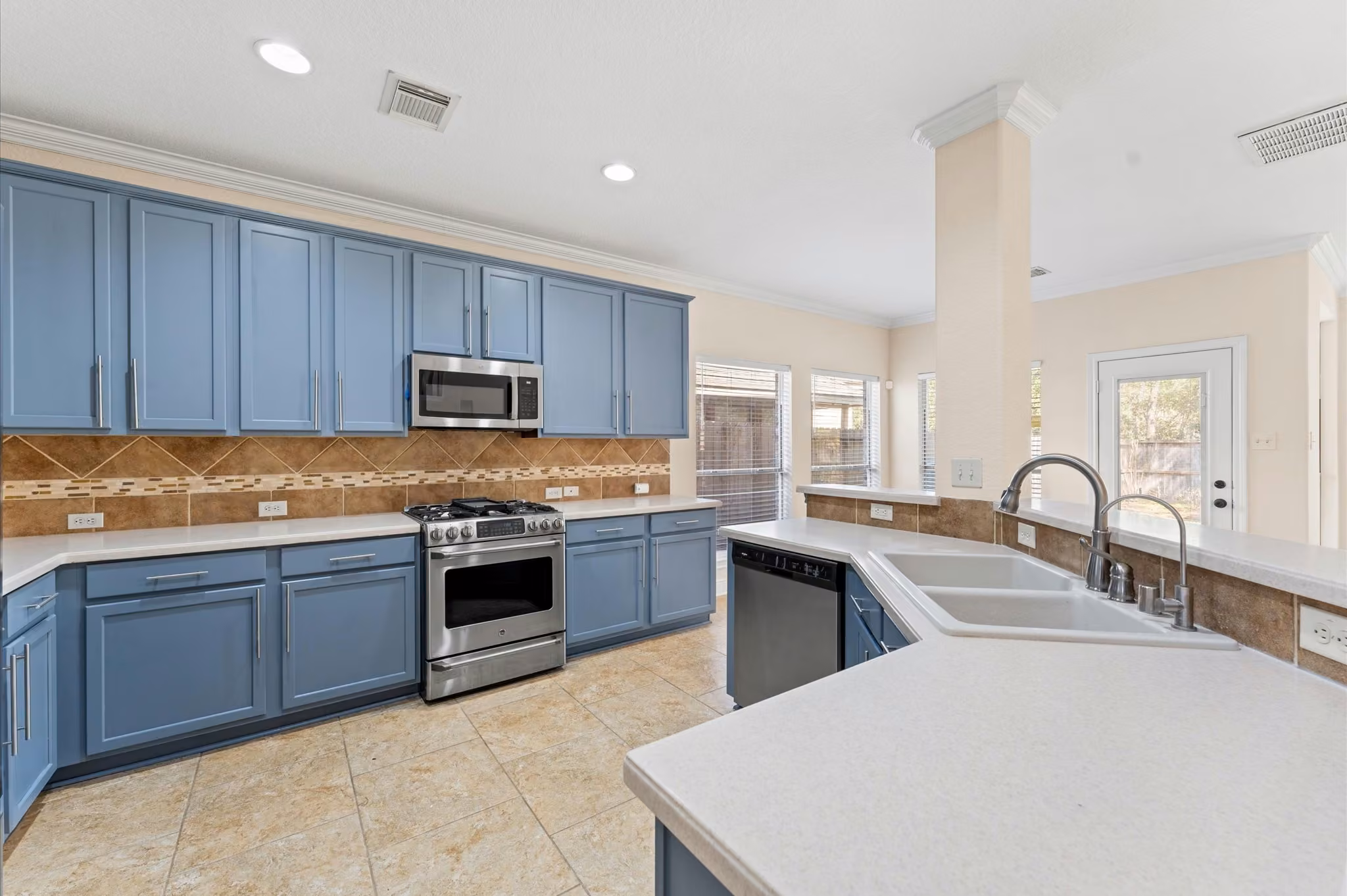 Photo 7 of 1830 Katlyn Lane, Spring, TX