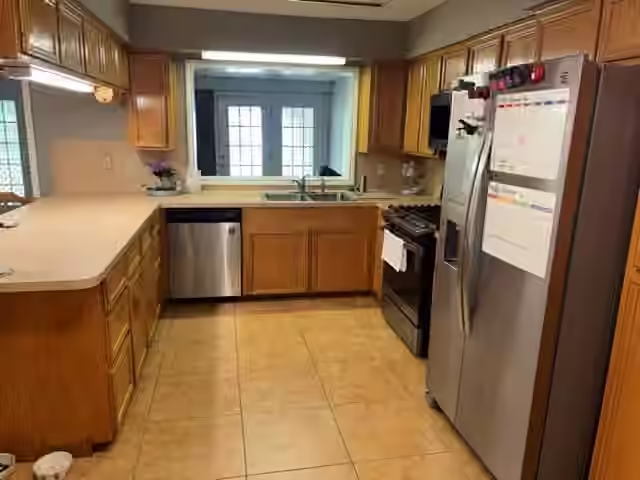 Photo 4 of 1909 11th Avenue, La Marque, TX