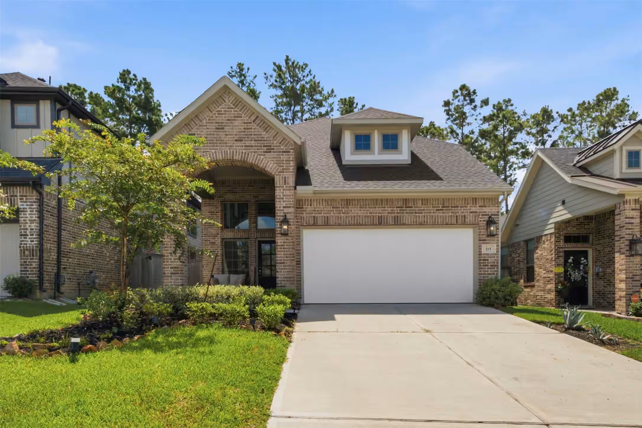 Photo 3 of 115 Lukewood Circle, Willis, TX